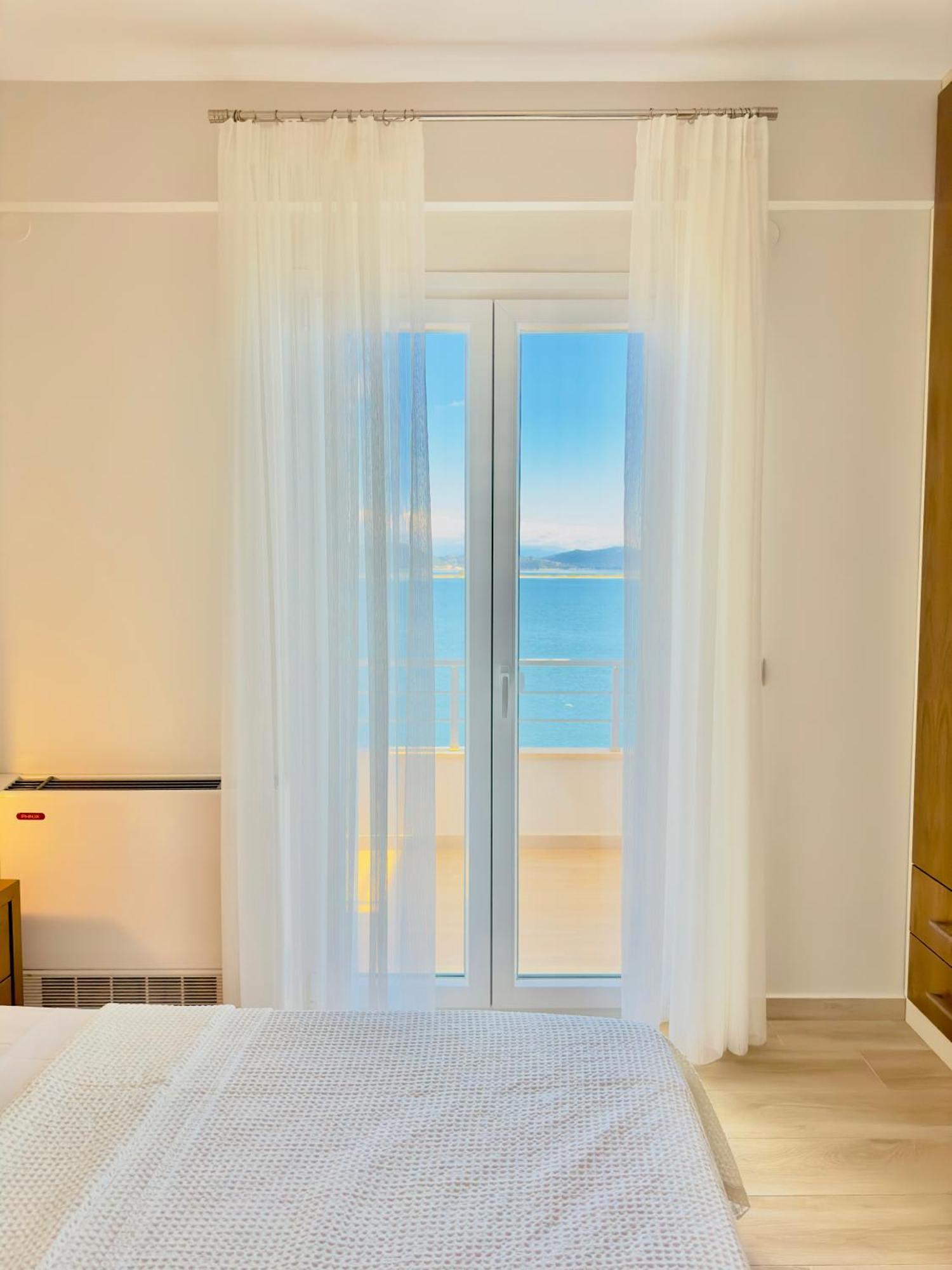 Bluish 3A Apartment เปรเวซา ภายนอก รูปภาพ