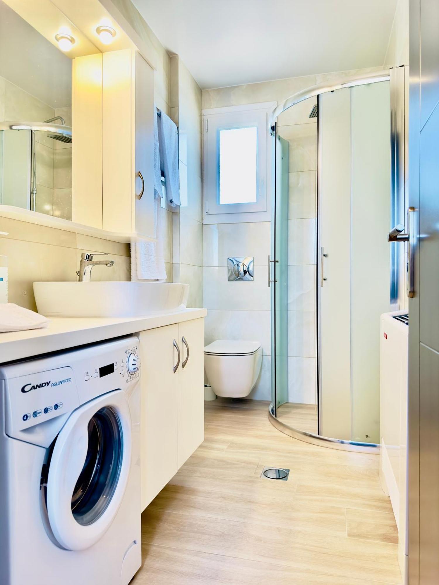 Bluish 3A Apartment เปรเวซา ภายนอก รูปภาพ
